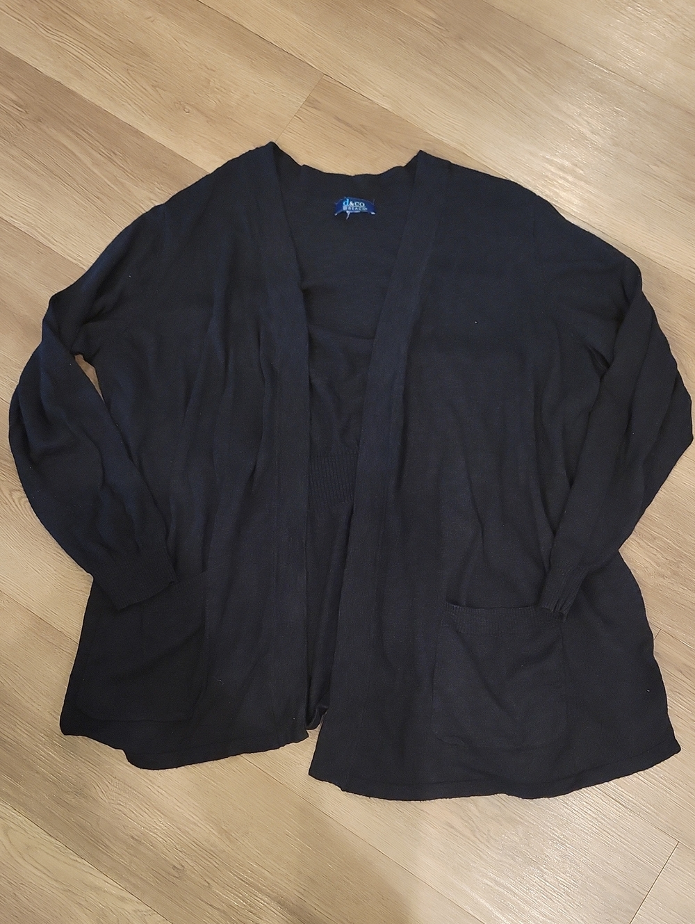 D & Co Beach 2x Black Cardigan